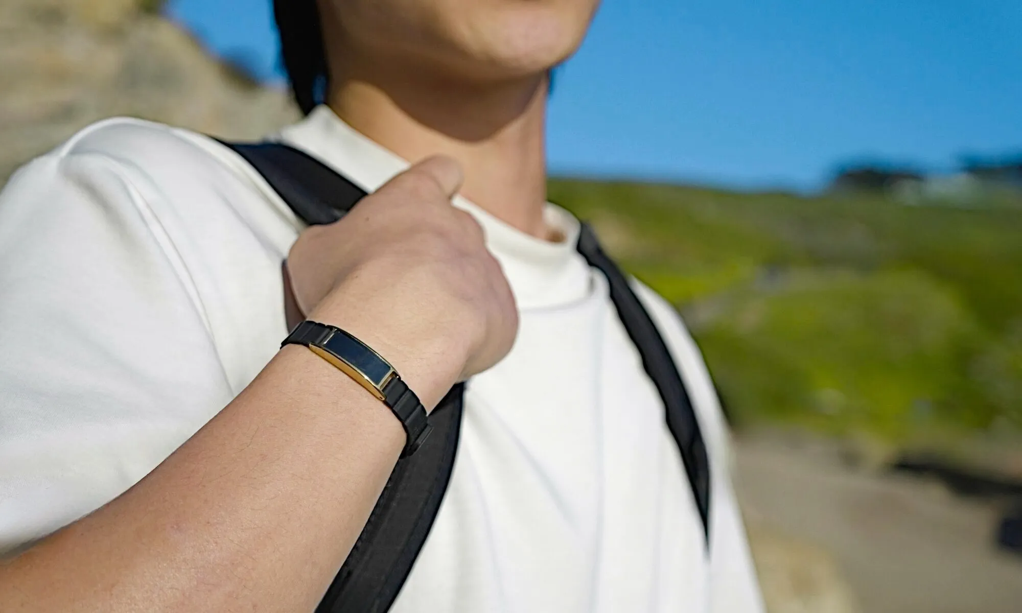 Chargerless health tracker