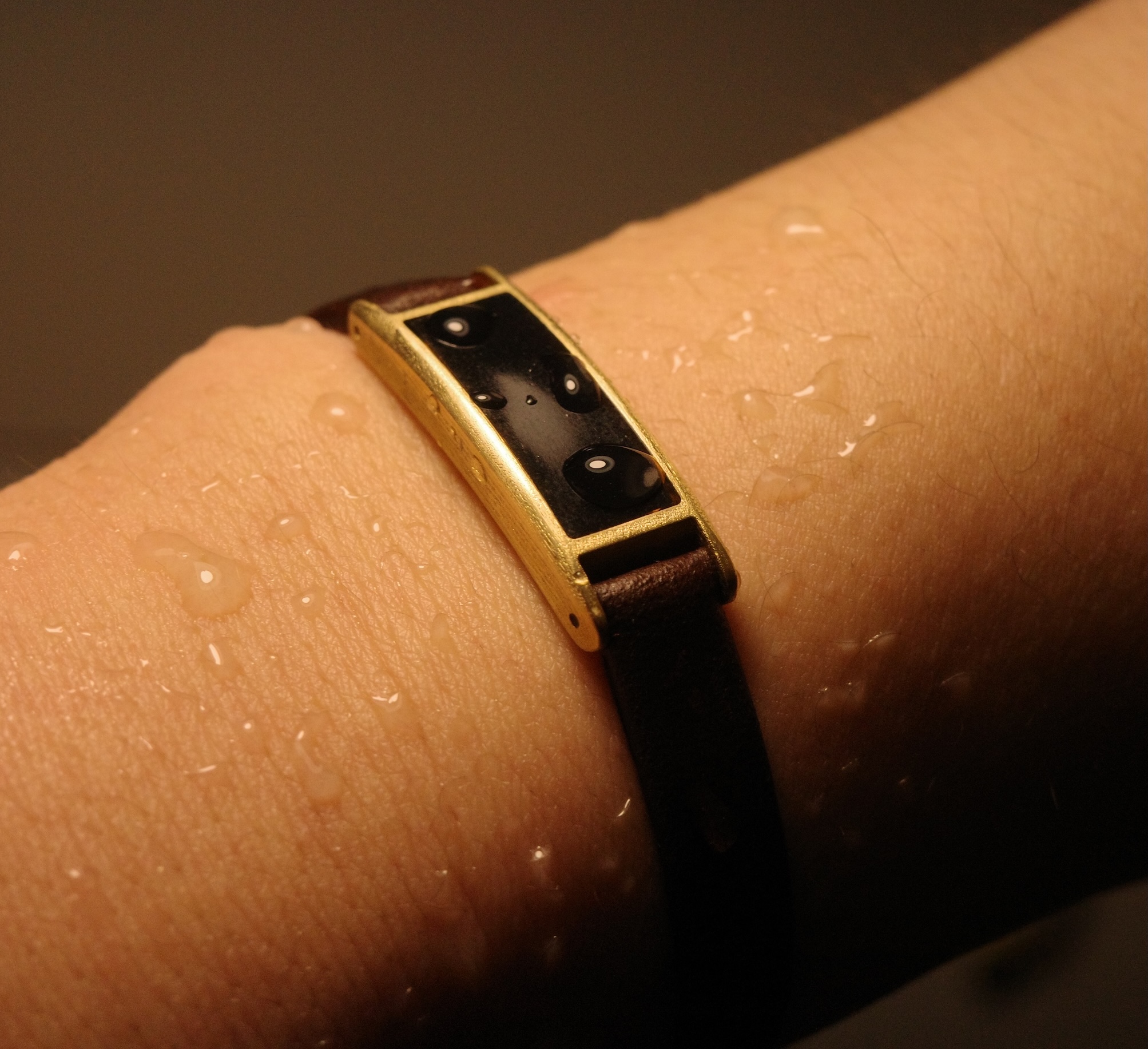 Chargerless waterproof